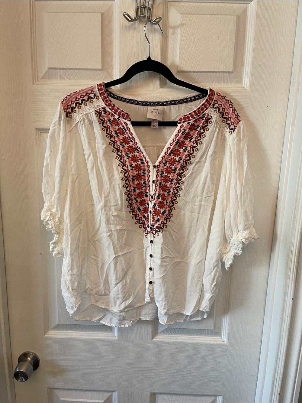 Knox Rose White Peasant Blouse with Pink Brown and Reddish Embroidery